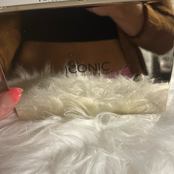 *NWT* Iconic London Multi-Use Palette - Picture 6 of 10